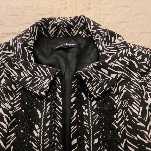 Nanette Lepore Dress Coat Black and White design 0 - Picture 5 of 11
